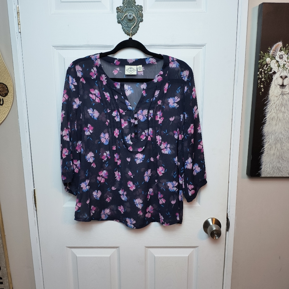 St. John's Bay Navy Blue Semi Sheer Floral 3/4 Sleeve Blouse Size PM